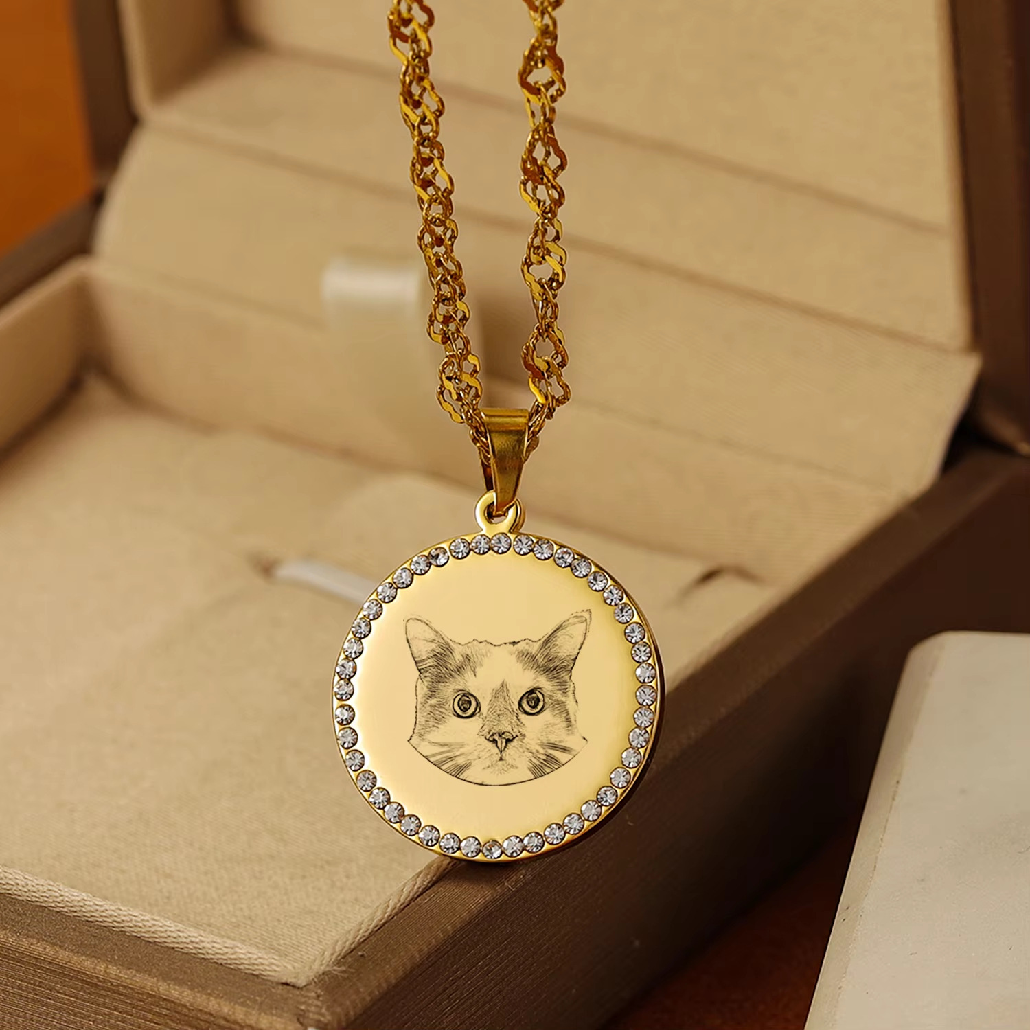 Pet Portrait Custom - Colar com pingente redondo personalizado com